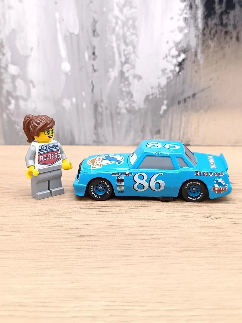 Voiture Cars Chick Hick - Jouet neuf (CFS09) – photo 3
